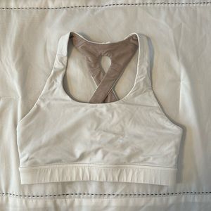 white lululemon sports bra